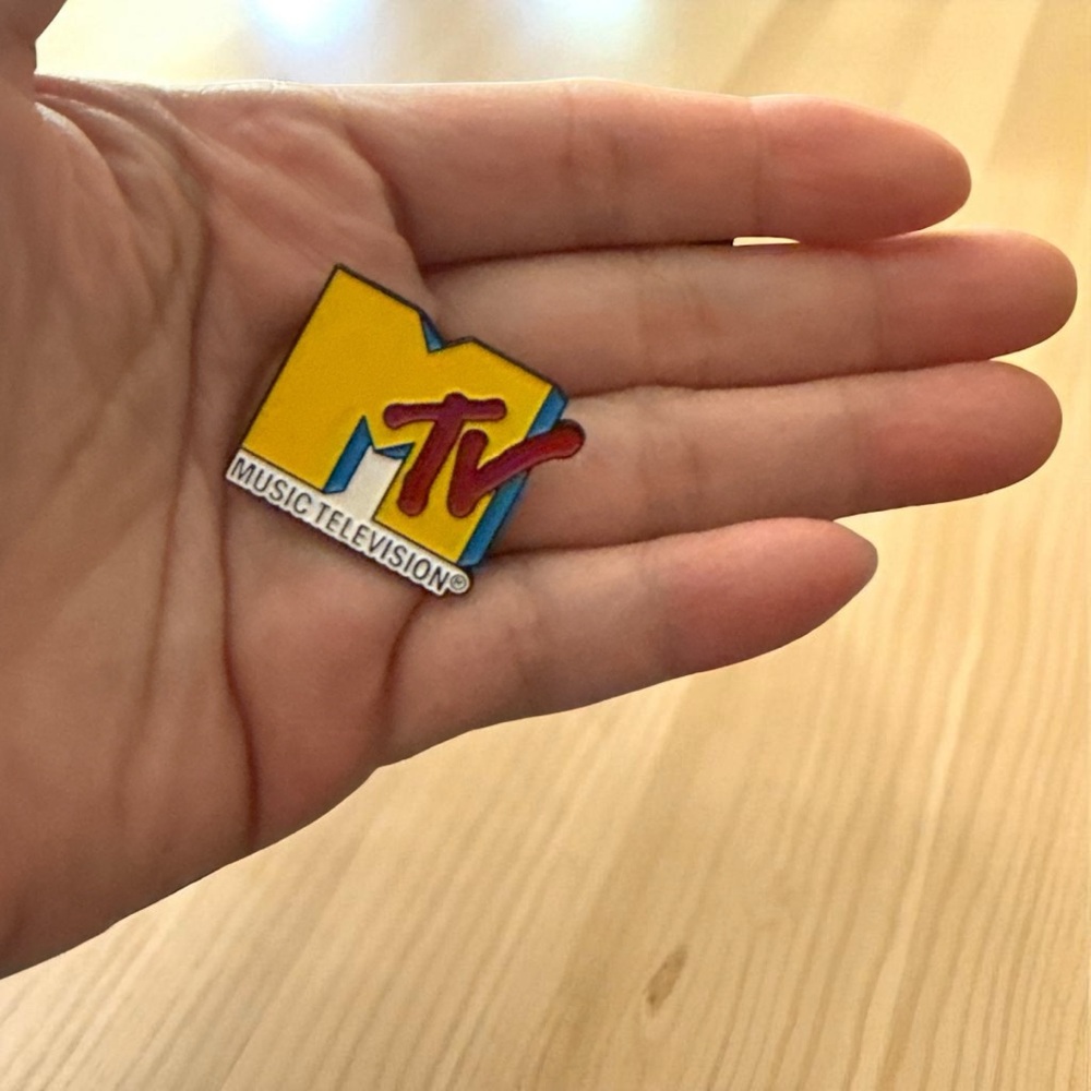 New! 1 Pc MTV Music Television Enamel Pin